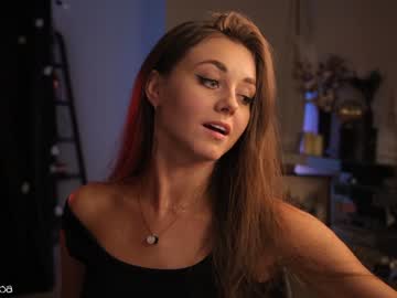 webcam girl lettymoa live cam image #10585390
