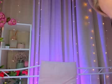 webcam girl annbarby live cam image #2975200