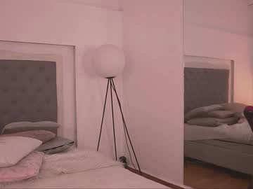 webcam girl germaine_jones live cam image #9243525