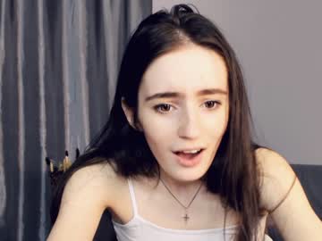 webcam girl lisawoo live cam image #433821