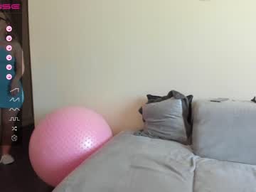 webcam girl emilymilf__ live cam image #6232214