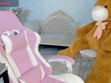 webcam girl shantallknowless live cam image #9756896