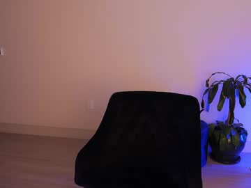 webcam girl doubedeesarai live cam image #12896679