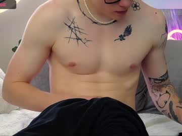 webcam man collin_g_g live cam image #9371859