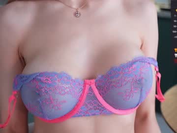 webcam girl love_you_to123 live cam image #7963264