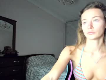 webcam girl oksanafedorova live cam image #2567215