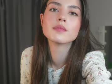 webcam girl lucky_forme live cam image #12005584