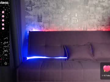webcam girl miuki_taiyo live cam image #1992099