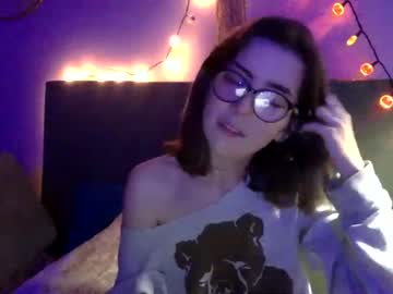 webcam girl suzynextdoor live cam image #436349