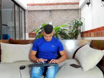 webcam man heteros_men live cam image #2920675