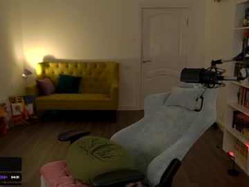 webcam girl loony_moony live cam image #10000120