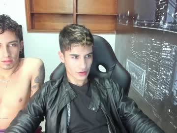webcam couple dominic_radccliffe live cam image #196406