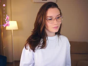 webcam girl odelynaclay live cam image #10646548