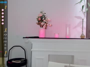 webcam girl small_blondee live cam image #3869082