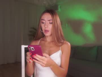 webcam girl alwayssomewhere live cam image #365669