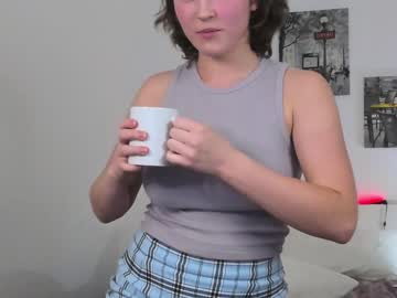 webcam girl cherry_lea_ live cam image #7334362