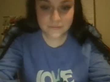 webcam girl baileyflowers98 live cam image #8704400