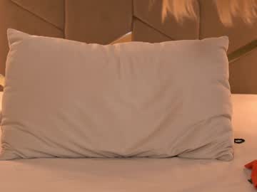 webcam girl chaturbabe__ live cam image #12554523