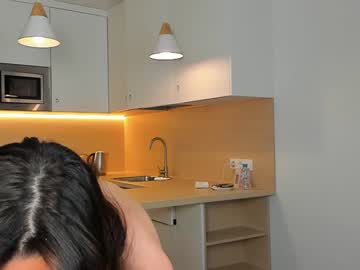 webcam girl makemevibezzz live cam image #8801495