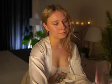 webcam girl selena_flowers live cam image #10561822