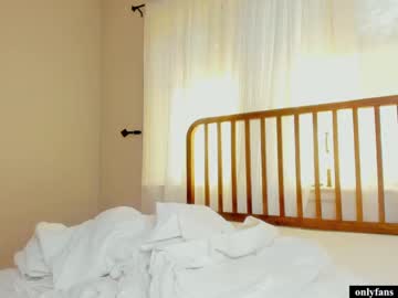 webcam girl cinnabelle live cam image #6096168