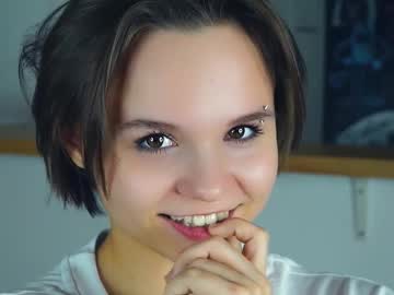 webcam girl primrosecolemanf live cam image #11085346
