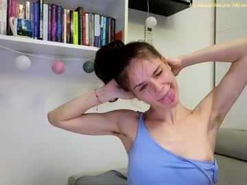 webcam girl bella_alice live cam image #8729470