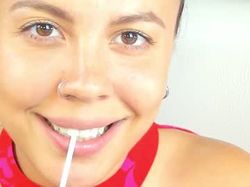 webcam girl daily_stories live cam image #6406371