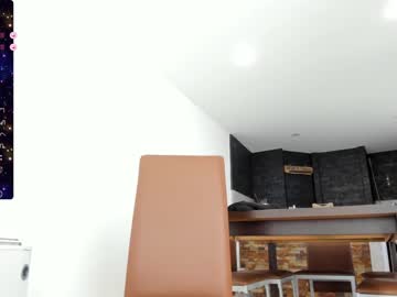 webcam girl angel_danm_milf live cam image #9165653