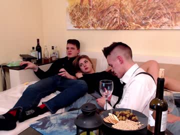 webcam couple martin_noah live cam image #337459