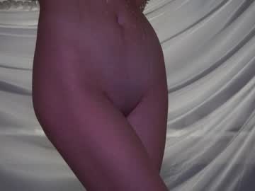 webcam girl arielday live cam image #8011578