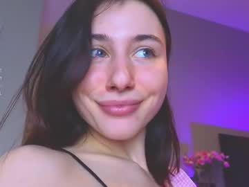 webcam girl kingkong_my_bf live cam image #12096918