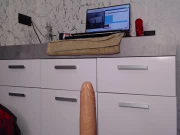 webcam girl simplegirl1996 live cam image #4152112