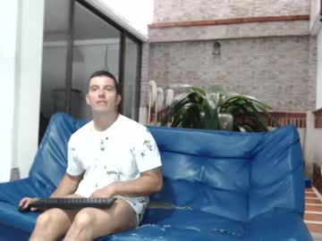 webcam man heteros_men live cam image #1486985