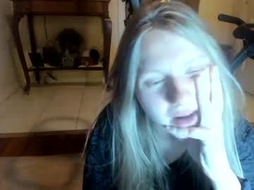 webcam girl scartit live cam image #5268138