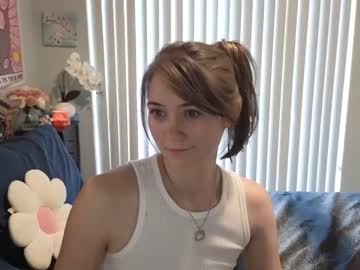 webcam girl katynowhere live cam image #9302024