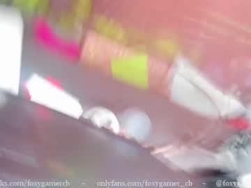 webcam girl foxy_gamer live cam image #2695424