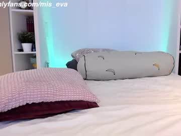 webcam girl mis_eva live cam image #4051288