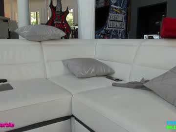 webcam girl wildwifebarbie live cam image #9344985