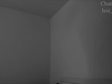 webcam girl lesi_moon live cam image #7089942