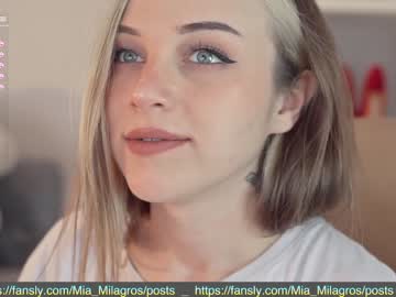 webcam girl mia_milagros live cam image #2916028