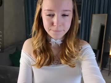 webcam girl sugar_paws live cam image #12246099