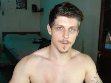 webcam man _purrari live cam image #9790059