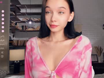 webcam girl riskyproject live cam image #11797733