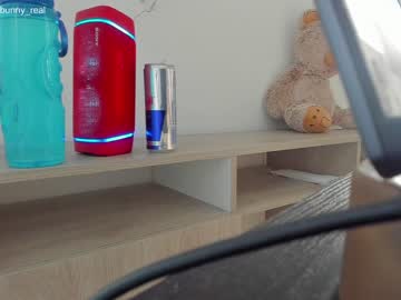 webcam girl amelie_bunny_real live cam image #3490600
