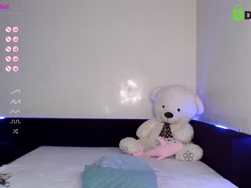 webcam girl fallen_angel_18 live cam image #7036764