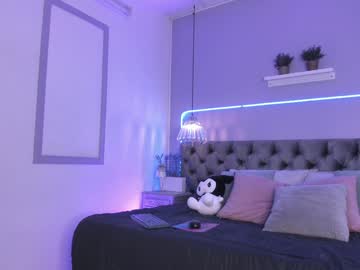 webcam girl naomii_soto live cam image #10731872