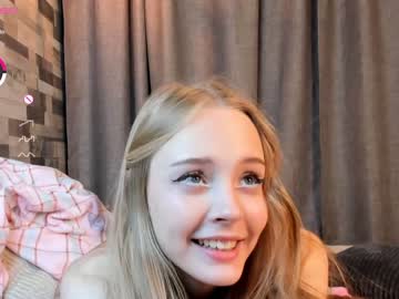 webcam girl lolliis live cam image #7324280