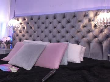 webcam girl naomii_soto live cam image #9721034