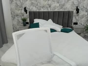 webcam girl qwoopa live cam image #12919647